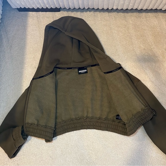 Alphalete Women’s Classic Capital Full Zip Crop Jacket Olive Green Size XS - Picture 5 of 7